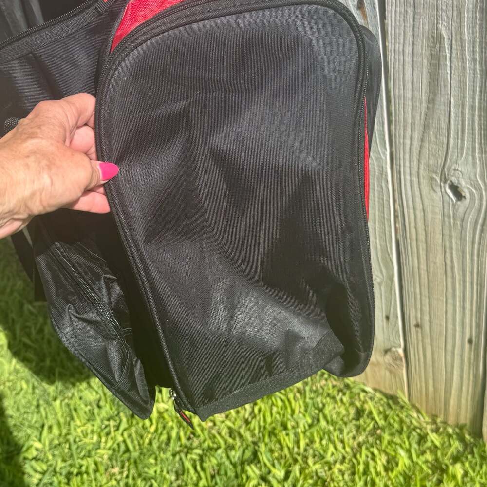Wrangler NFR 2016 Las Vegas ProRodeo Justin Boots Red Black Duffel Travel Bag - Picture 8 of 9
